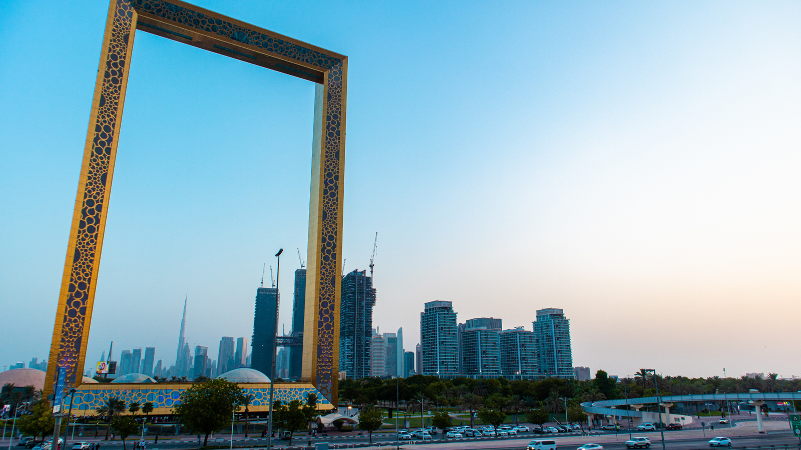 Getting Around Dubai: The Complete Transport Guide (2026) The Dubai frame