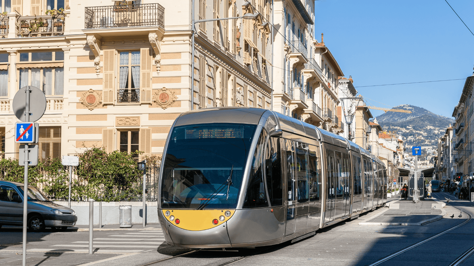 Getting Around Nice: The Complete Transport Guide (2026)